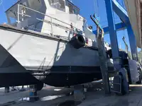 Kapal kerja keur dijual