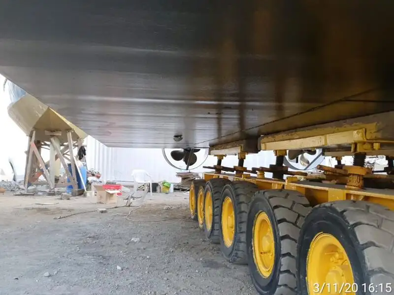 Kapal kerja keur dijual