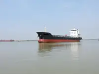 Kapal wadahna pikeun dijual