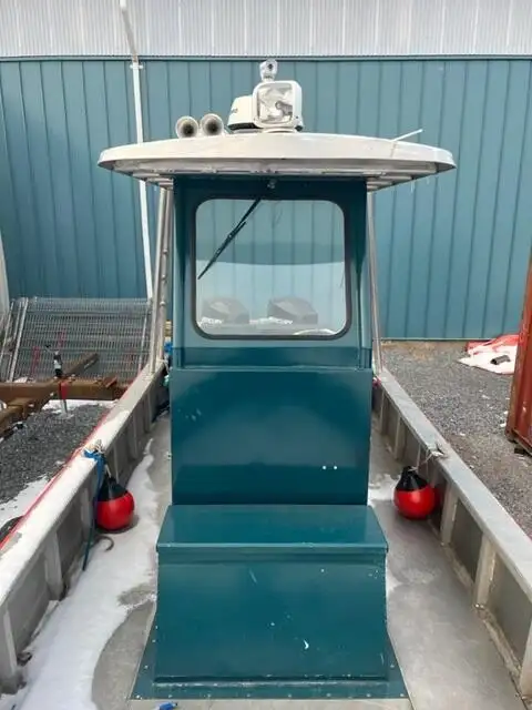 Kapal kerja keur dijual
