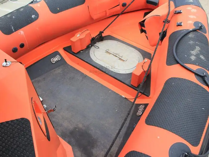 Kapal penyelamat keur dijual