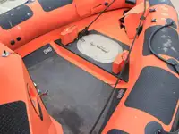 Kapal penyelamat keur dijual
