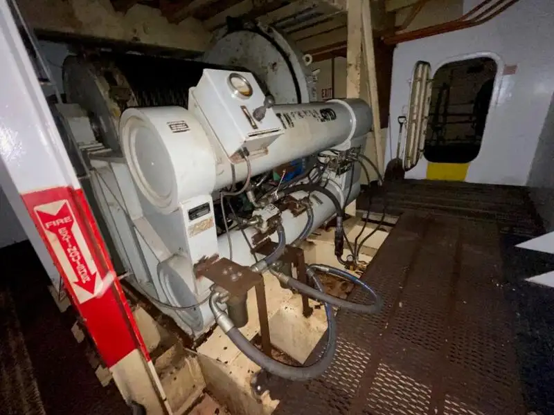 Kapal keruk keur dijual