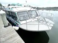 Kapal pesiar keur dijual