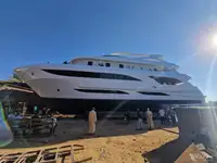 Kapal pesiar keur dijual