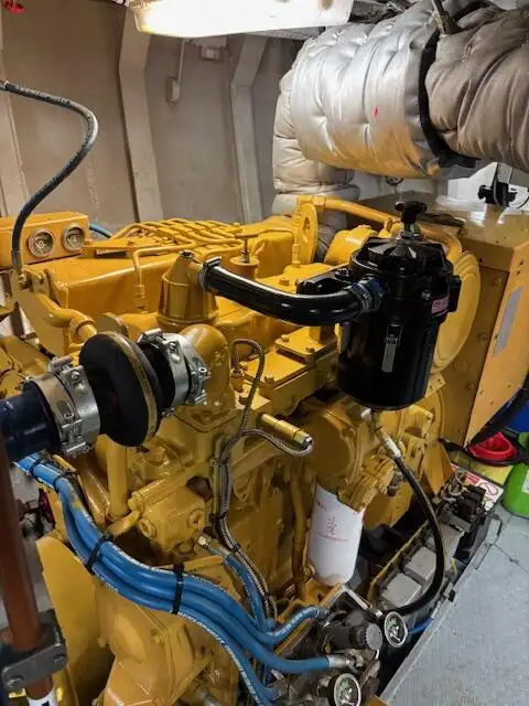 Kapal kerja keur dijual