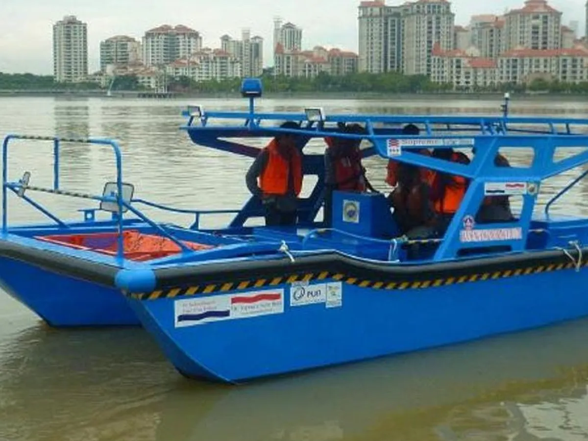 Kapal kerja keur dijual
