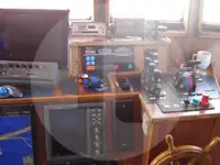Kapal pangangkut lauk hirup keur dijual