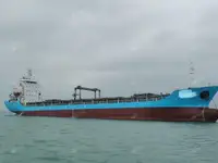 Kapal wadahna pikeun dijual
