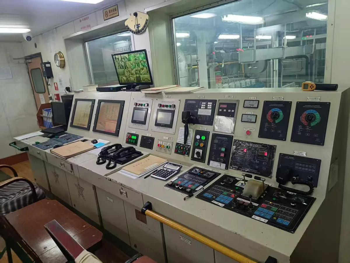 Kapal Penarik Jangkar (AHTS) keur dijual