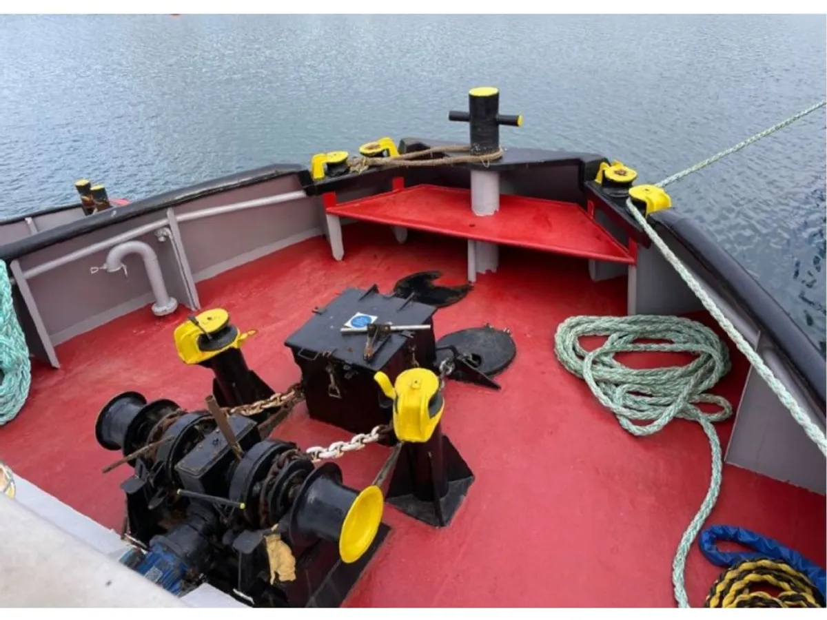 Kapal tunda keur dijual
