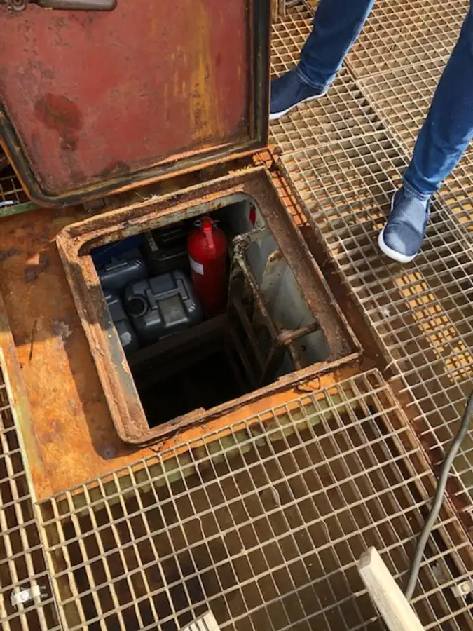 Kapal penarik keur dijual