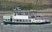 Kapal pesiar keur dijual