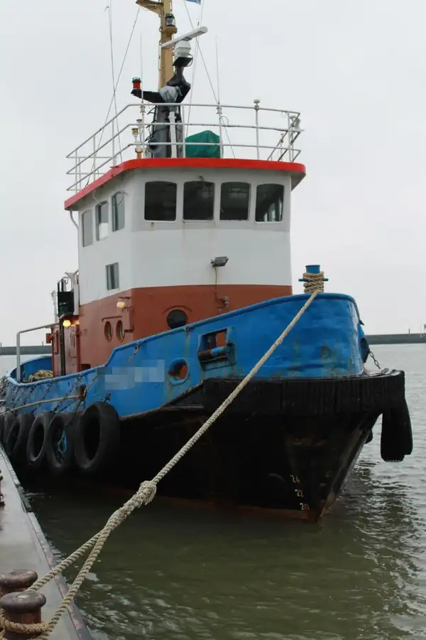 Kapal penarik keur dijual