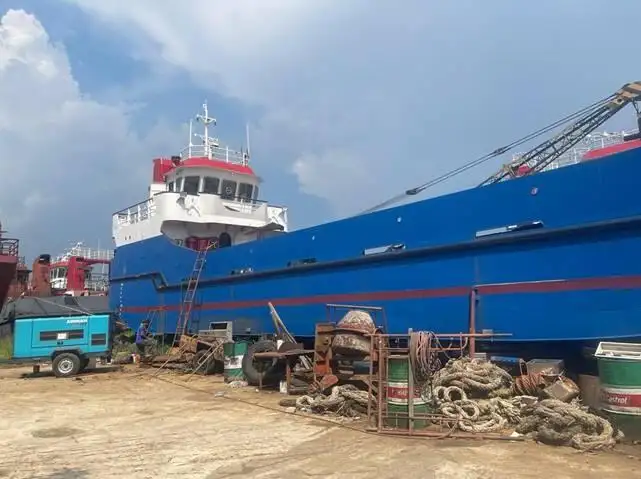 Kapal pendaratan, tangki keur dijual