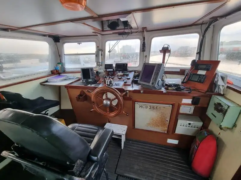 Kapal pesiar keur dijual