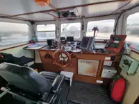 Kapal pesiar keur dijual