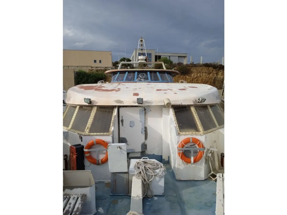 Kapal panumpang keur dijual