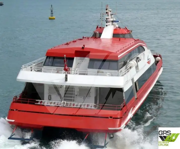 Kapal pesiar keur dijual