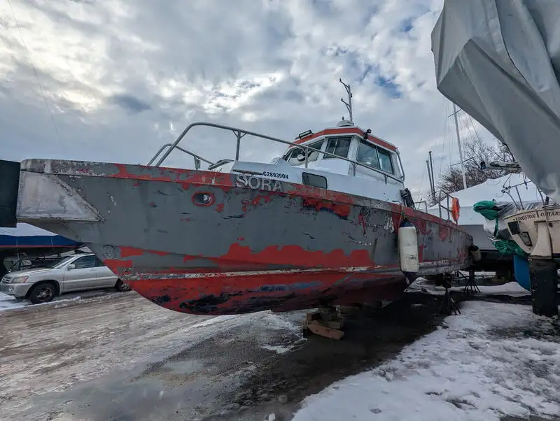 Kapal kerja keur dijual