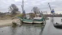 Kapal keruk keur dijual