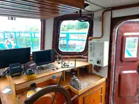 Kapal kerja keur dijual