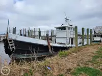 Kapal pasokan keur dijual