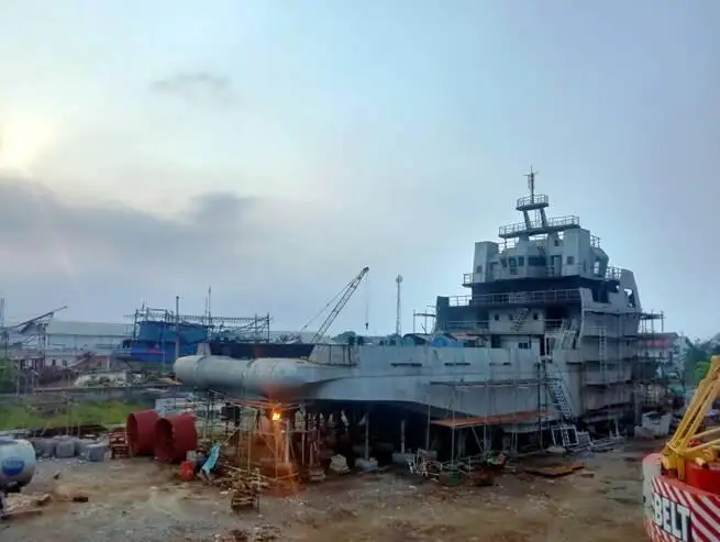 Kapal penarik keur dijual
