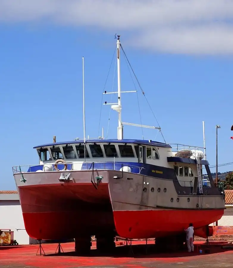 Kapal survei keur dijual