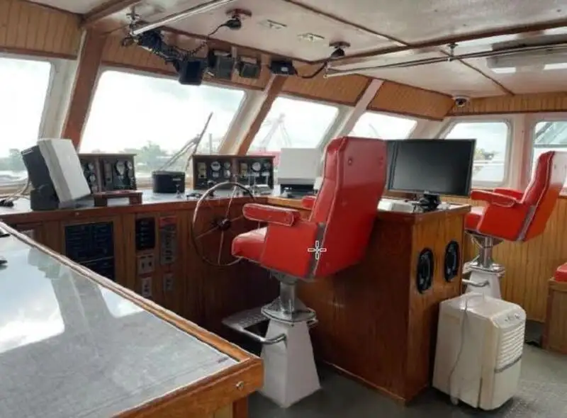Kapal pesiar keur dijual