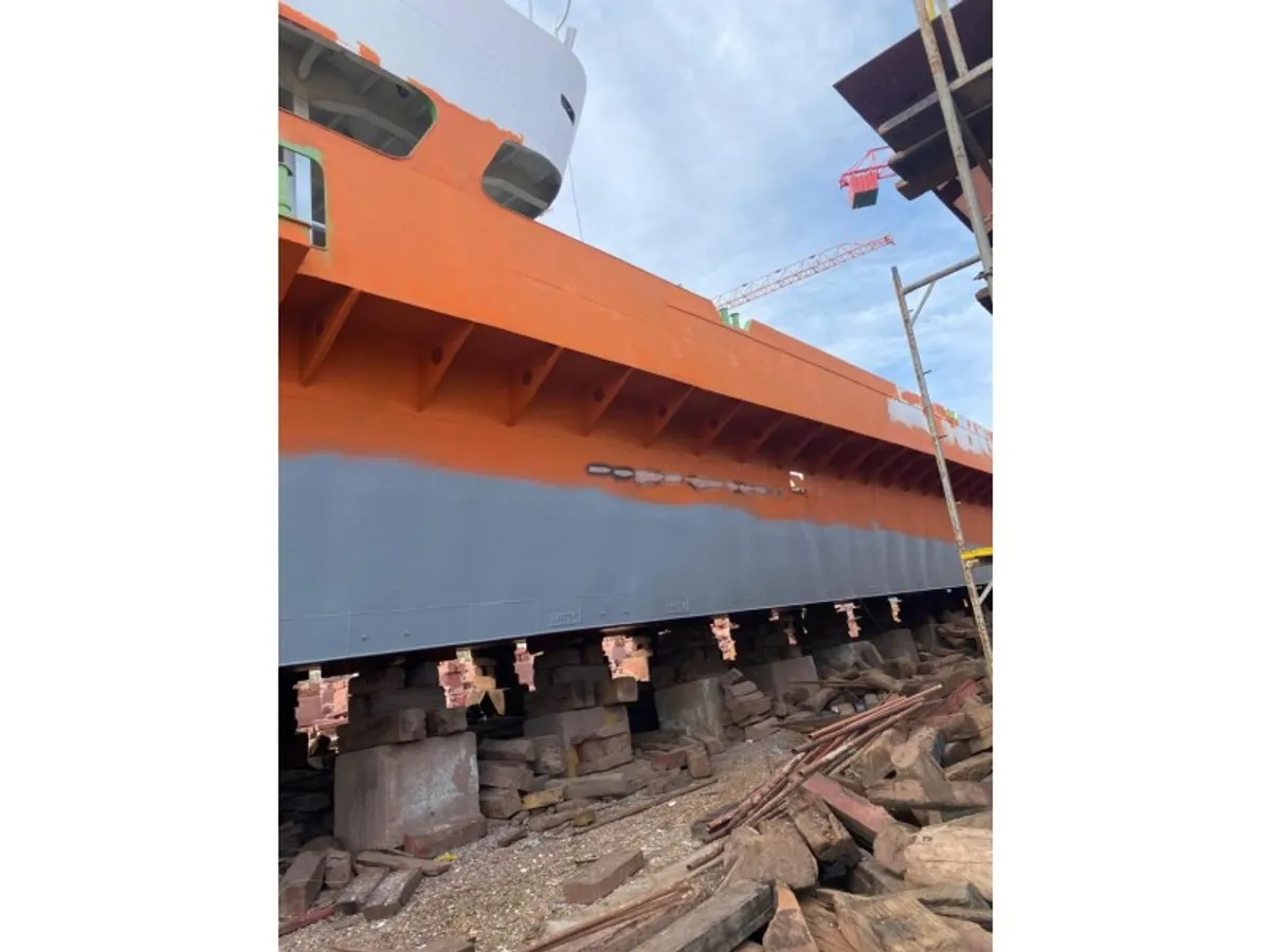 Kapal panumpang keur dijual