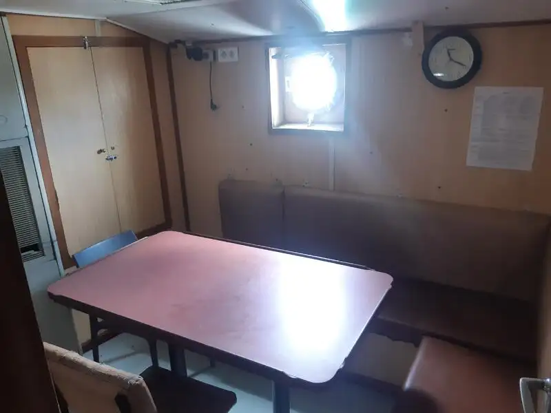 Kapal penarik keur dijual