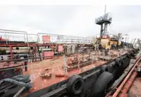Kapal tangki bahan bakar keur dijual