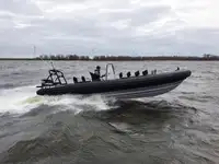 Kapal wadahna pikeun dijual