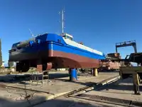Kapal kerja keur dijual