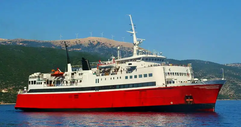 Kapal RoPax keur dijual
