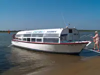 Kapal Ferry pikeun dijual