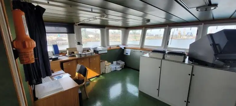 Kapal penarik keur dijual