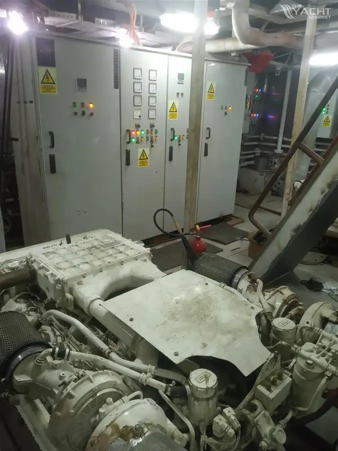 Kapal pesiar keur dijual