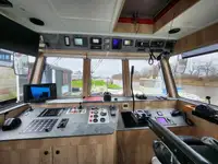 Kapal kerja keur dijual