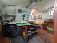 Kapal kerja keur dijual