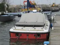 Kapal kerja keur dijual