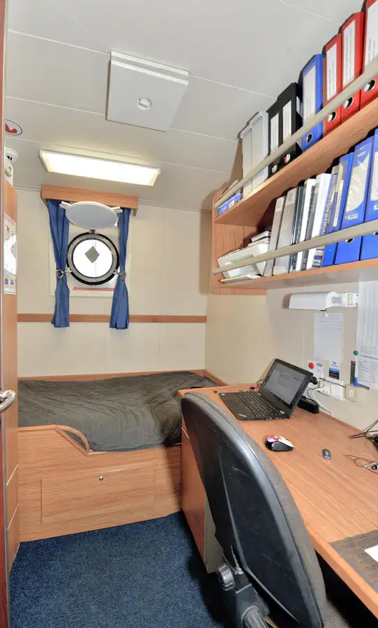 Kapal penarik keur dijual