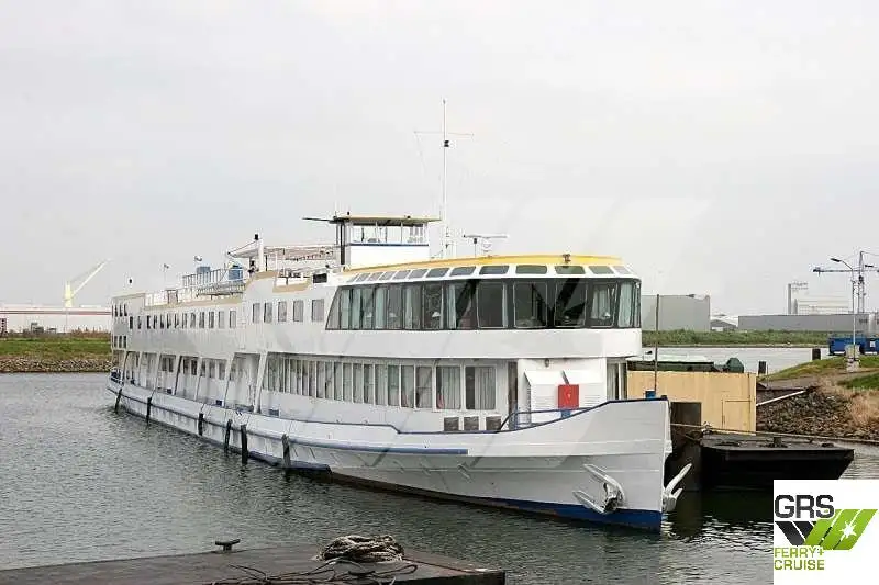 Kapal pesiar keur dijual