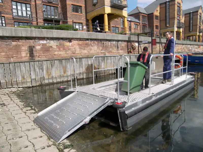 Kapal kontainer keur dijual