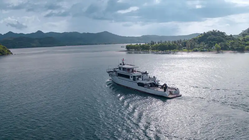 Kapal survei keur dijual