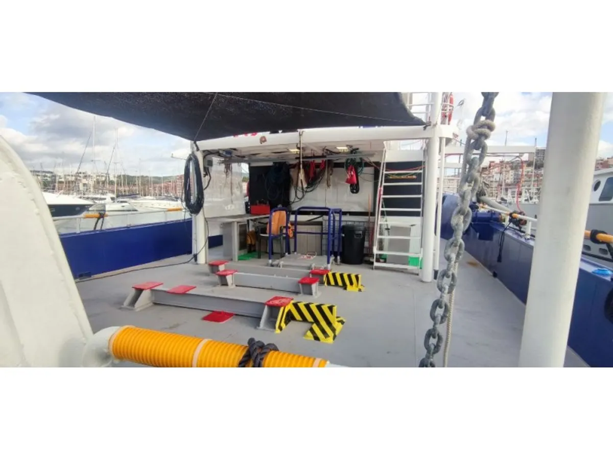 Kapal survei keur dijual