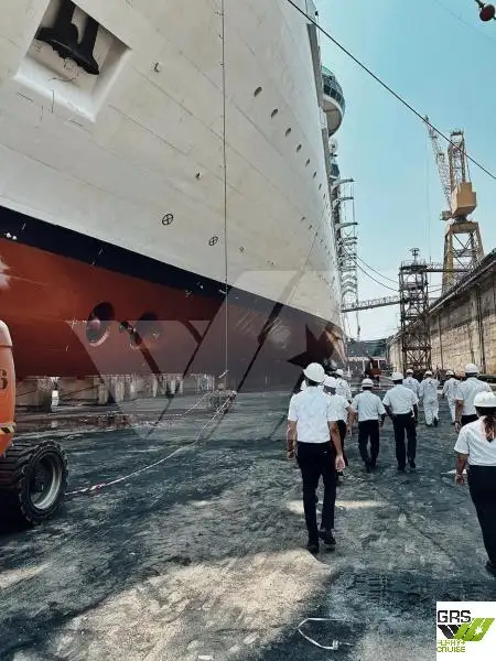 Kapal pesiar keur dijual