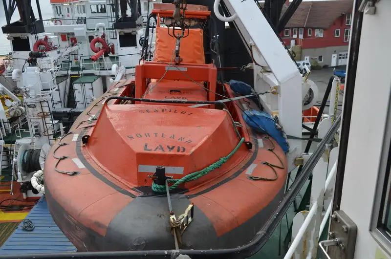 Kapal penarik keur dijual