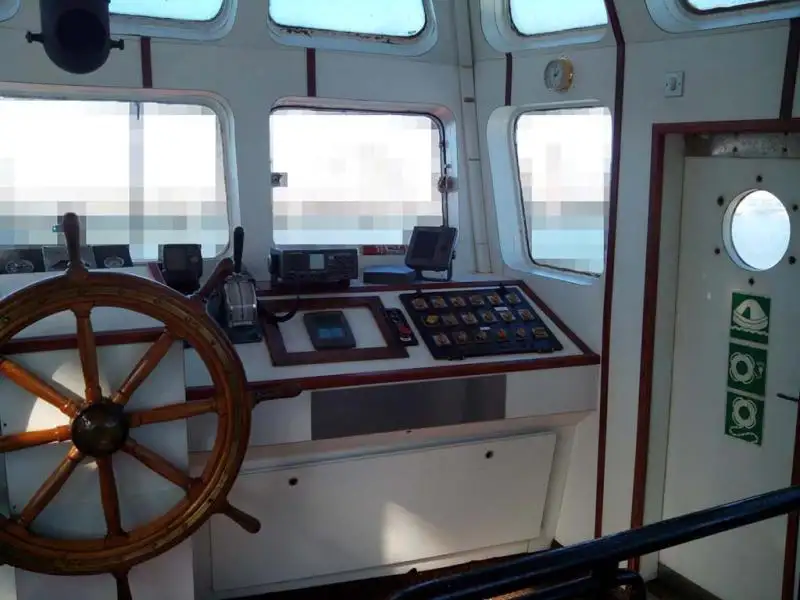 Kapal penarik keur dijual